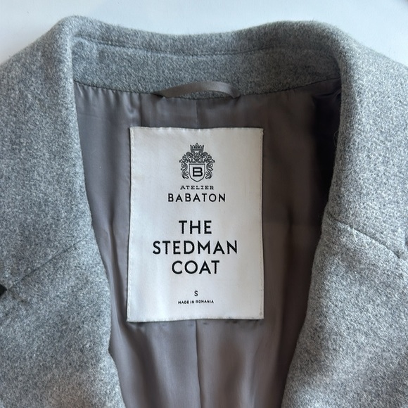 Aritzia Babaton (S) The Steadman coat in gray color - Picture 4 of 9
